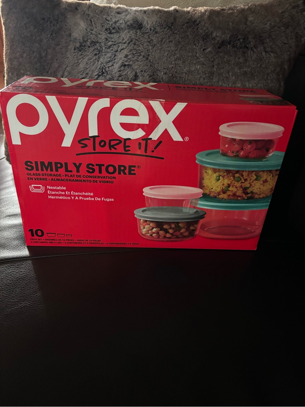 Pyrex Simply Store Glass Food Containers with Green and White Lids